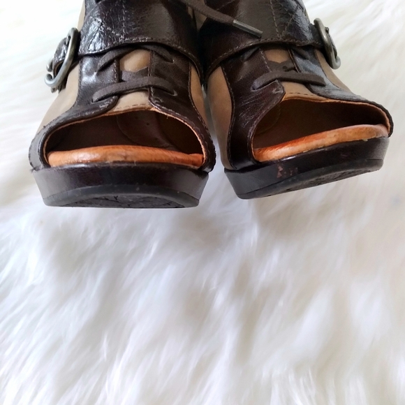 Anthropologie Naya Kasha Brown Leather Buckle Peep Toe High Heel Booties Sz 7.5M - Picture 11 of 15
